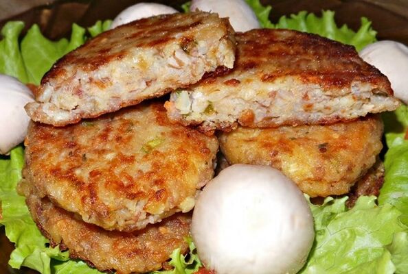 Chuletas de trigo sarraceno ao vapor