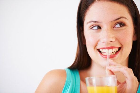 Satisfeito cos resultados da nena da dieta para beber